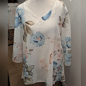 NWT NKH Semi Sheer Blue Floral Tunic   Size 2X